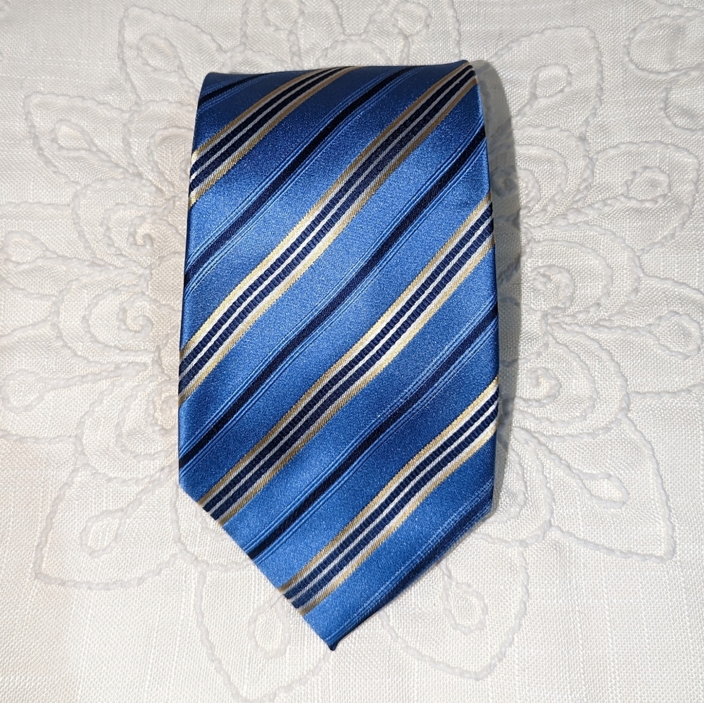 Geoffrey Beene Silk Tie - Picture 1 of 3